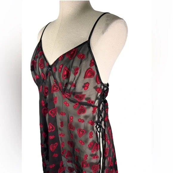 Secret Treasures sheer black with red hearts flowy lingerie top lace up side 1X - Picture 2 of 11